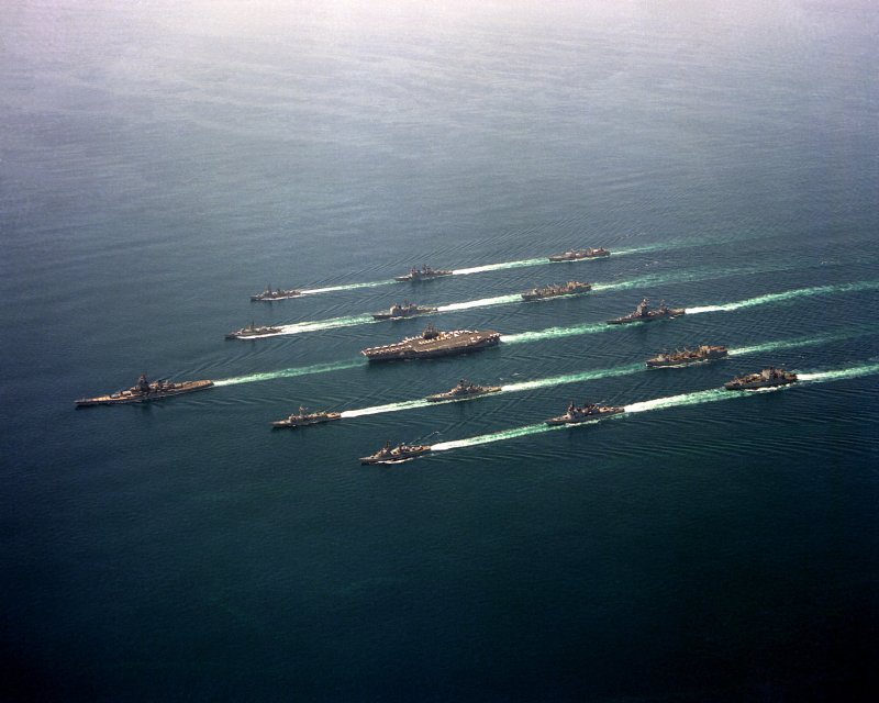 Авианосная ударная группа ВМС США