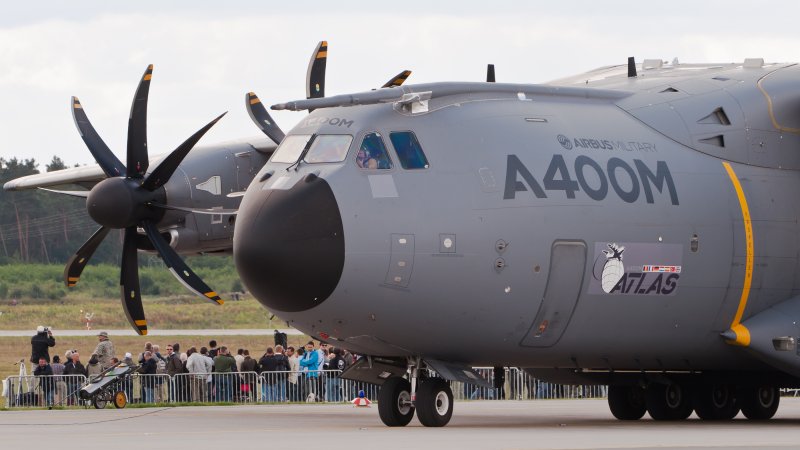 Airbus a400 vs АН 70