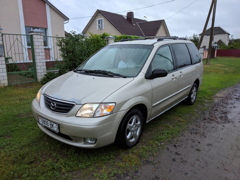 Mazda MPV 2