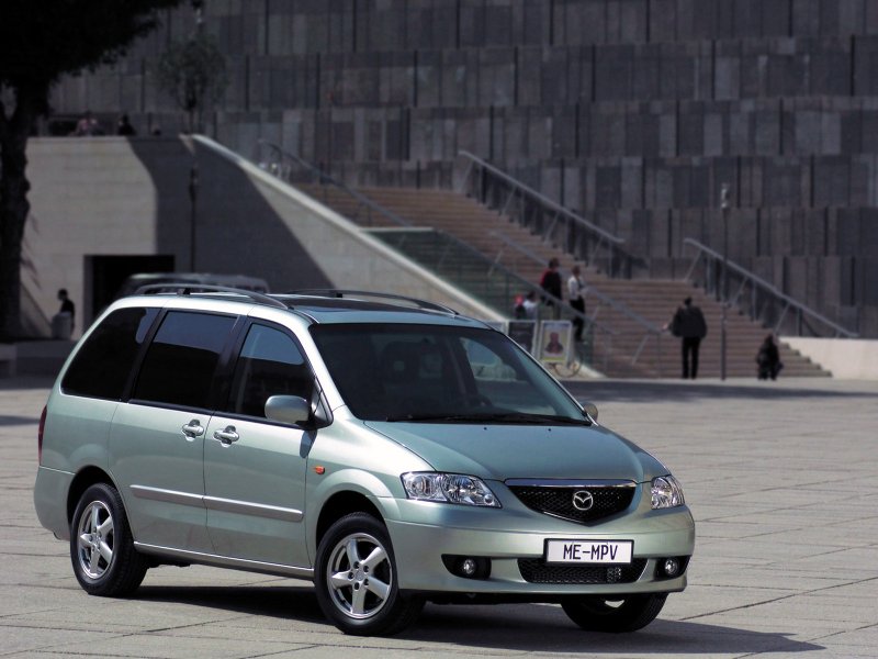 Мазда MPV 1999