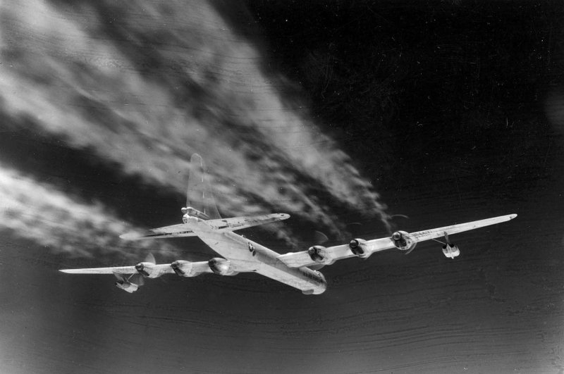 Самолет ту-95 лал