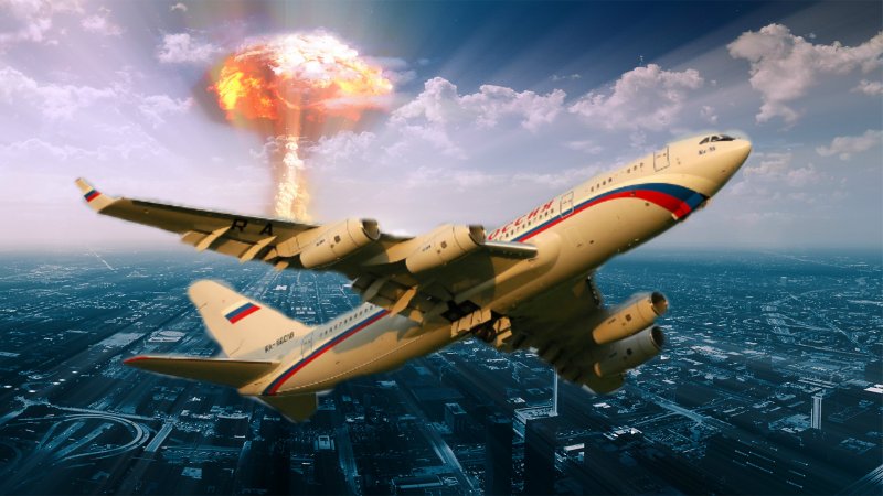 Атомный самолет