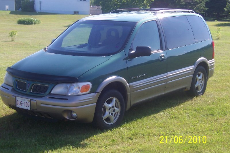 Pontiac Trans Sport 2000