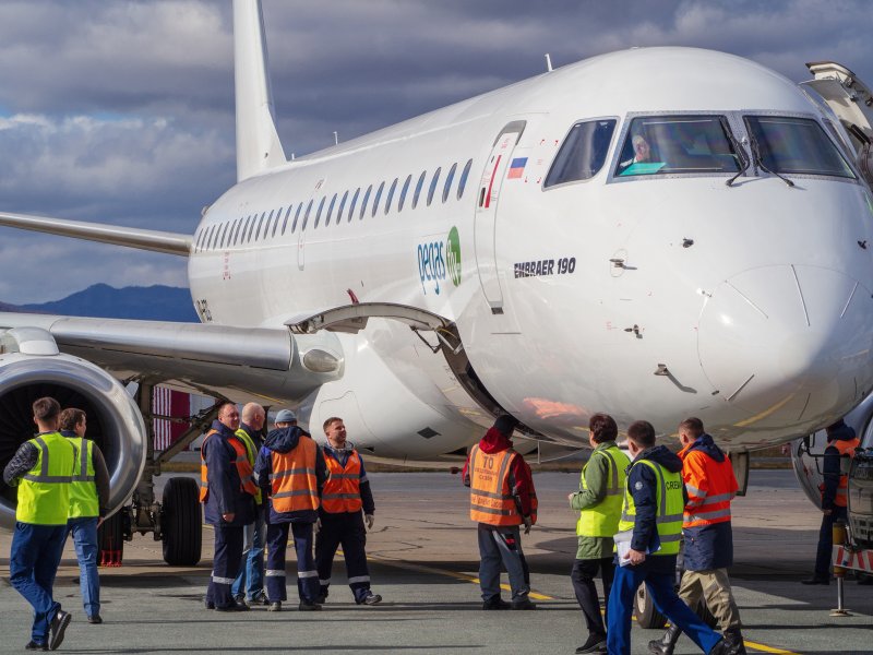 Боинг 737 KRASAIR
