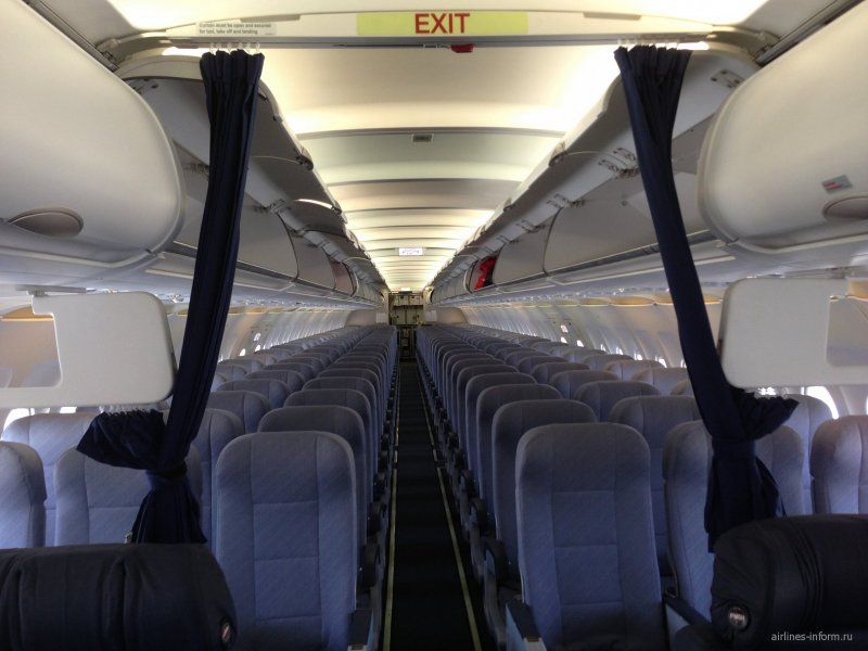 Boeing 737-800 UTAIR салон