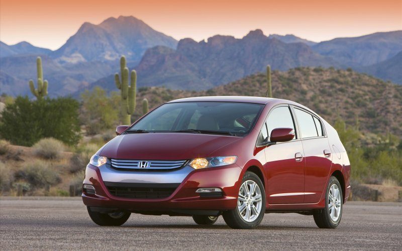 Honda Insight 2010 гибрид