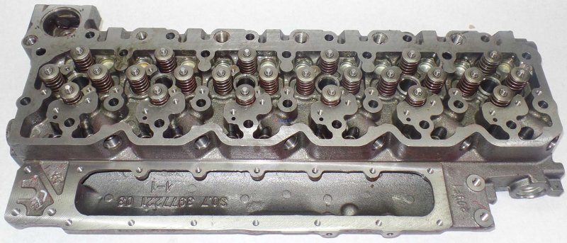 Головка блока цилиндров КАМАЗ cummins/4936081