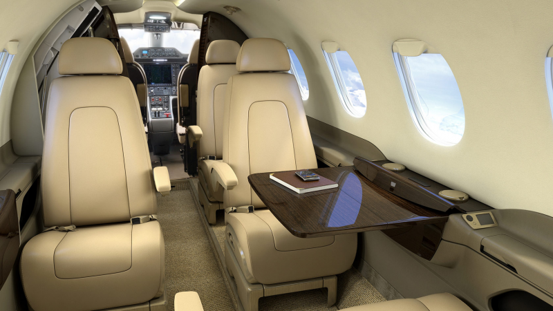 Embraer Phenom 300 салон