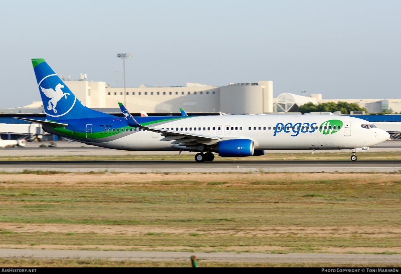 Boeing 737-9gp (er), Pegas Fly