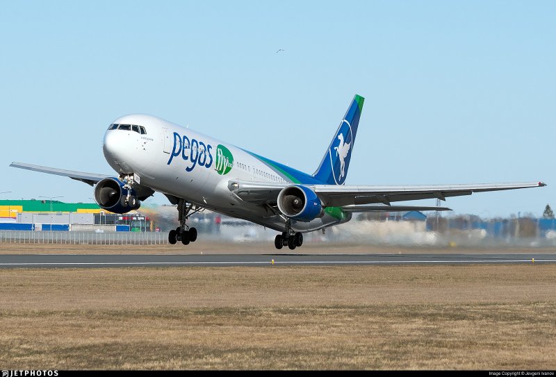 Боинг 767 Пегас Флай