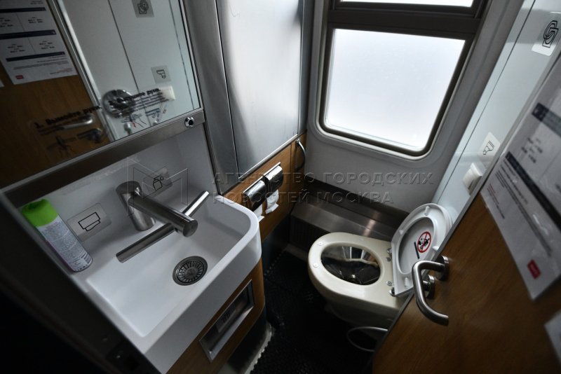 Чс7 Ярославский вокзал TRAINPHOTO