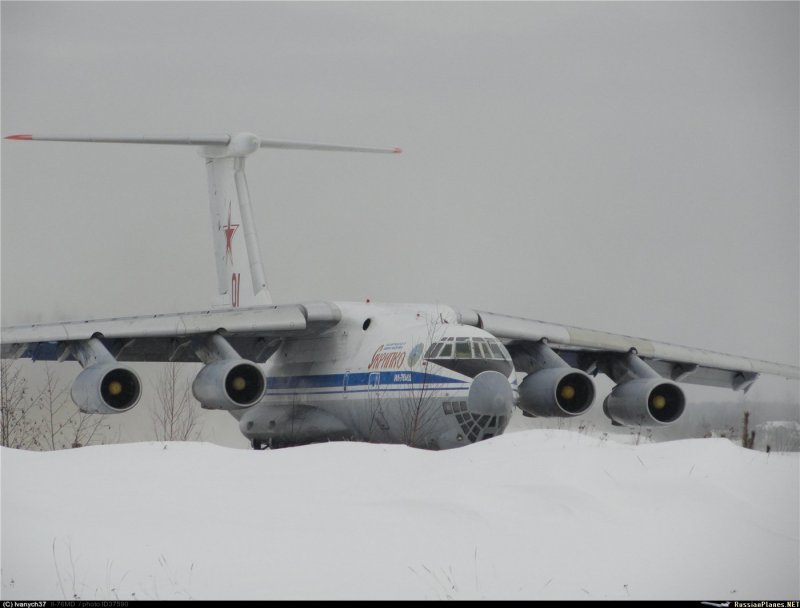 Ил-76мд бомбометание