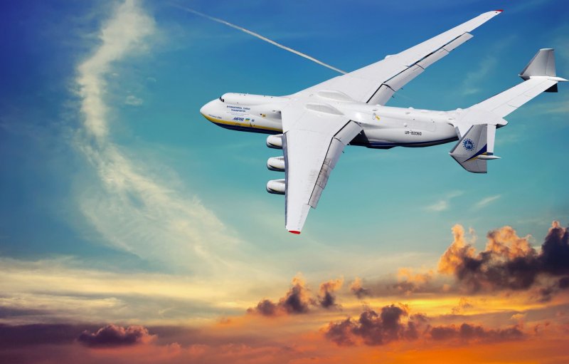 АН-225 транспортный самолёт
