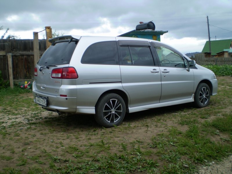 Nissan Liberty drive2