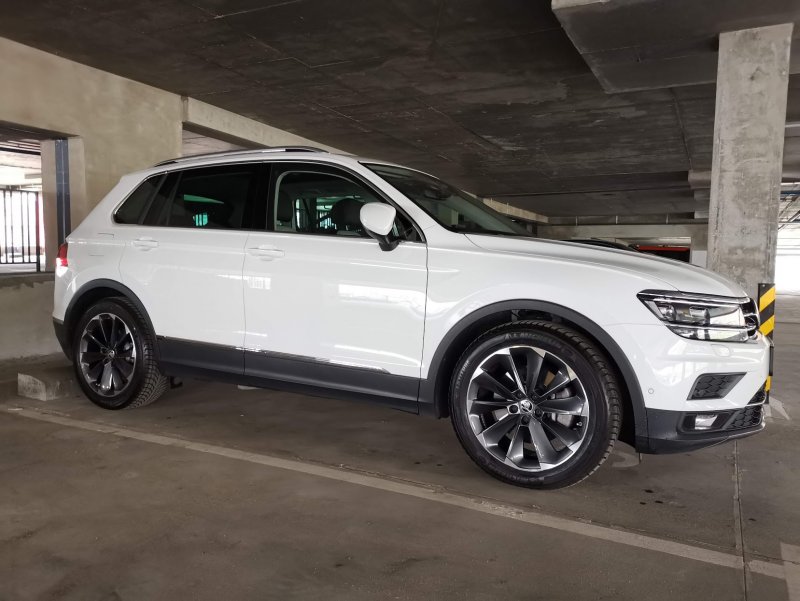 Rial x10 Tiguan