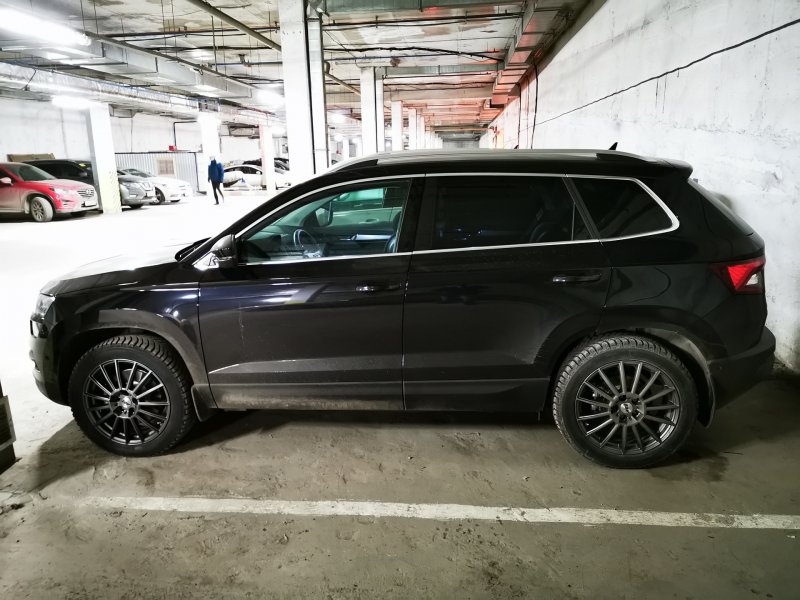 Skoda Karoq r18