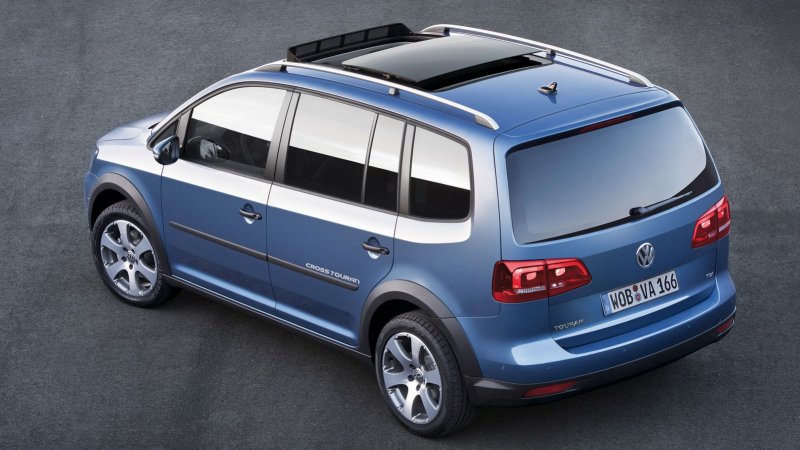 Volkswagen Cross Touran 2010