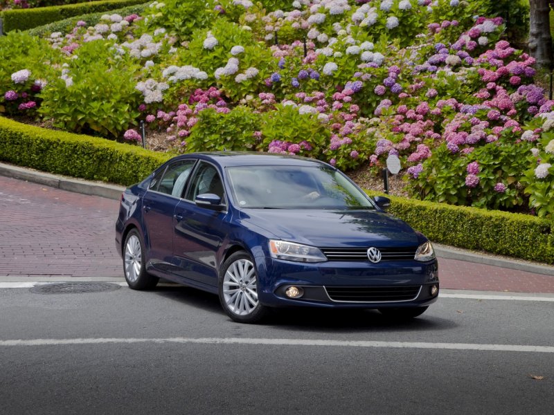 Фольксваген Jetta 2015