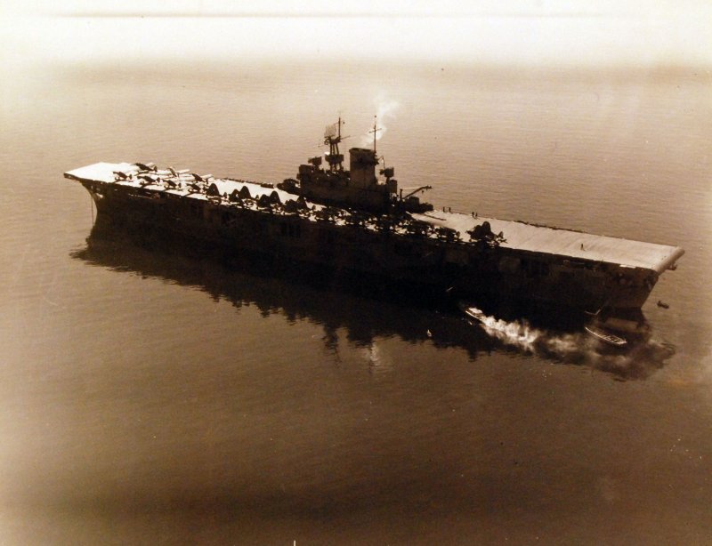 Авианосец CV-7