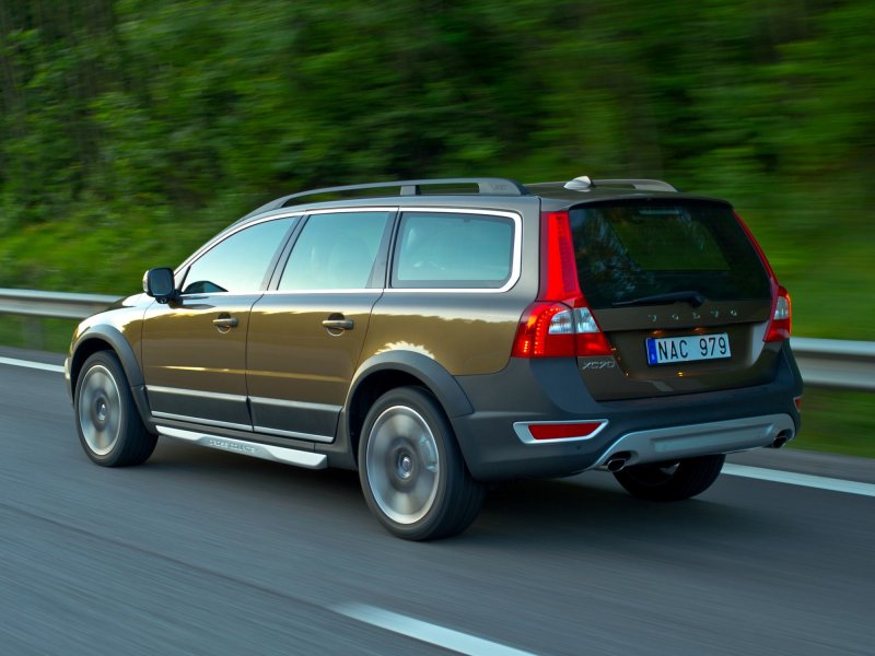 Volvo xc70 III