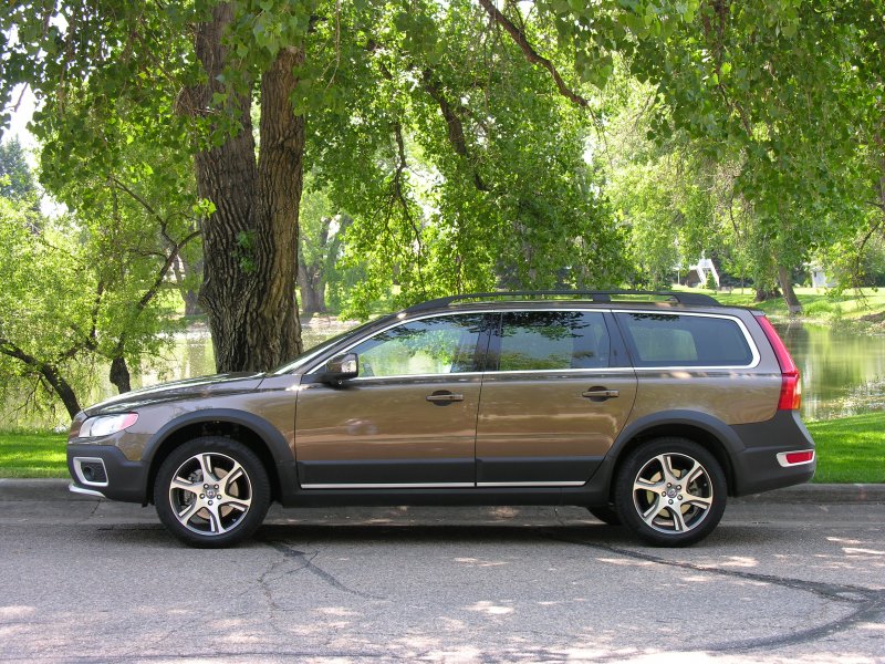 Volvo xc70 2014