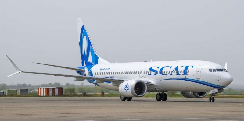 Boeing 737-500 scat Airlines