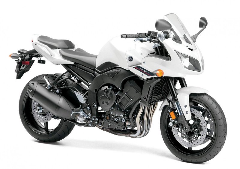 Мотоцикл Ямаха fz6