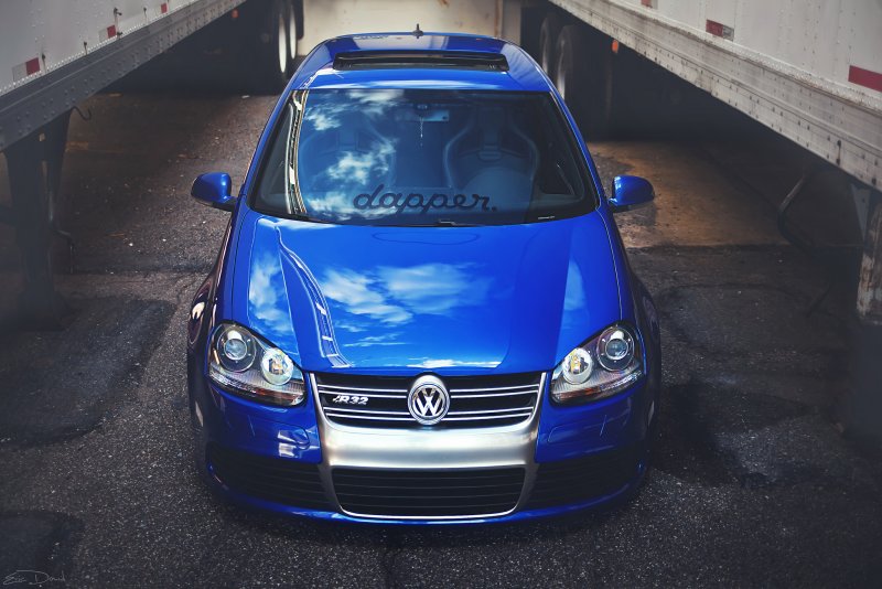 Volkswagen Golf GTI r32