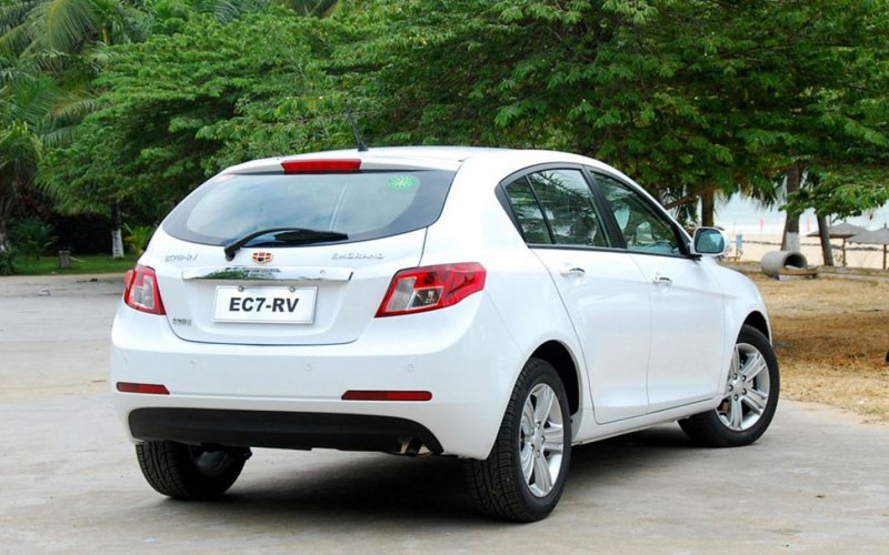 Geely Emgrand ec7