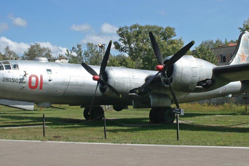 Туполев ту-4
