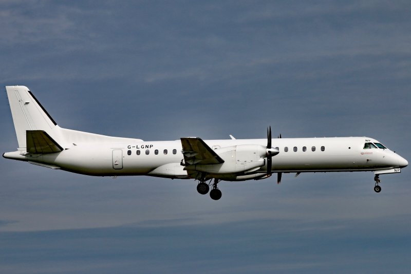 Saab 2000