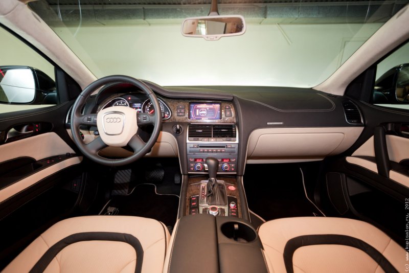 Audi q7 4l салон