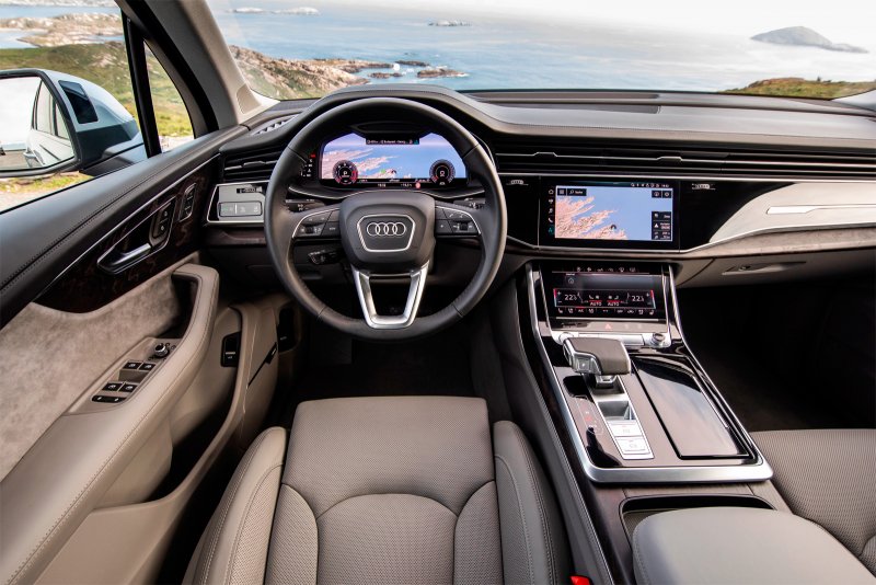 Audi q7 2020 салон