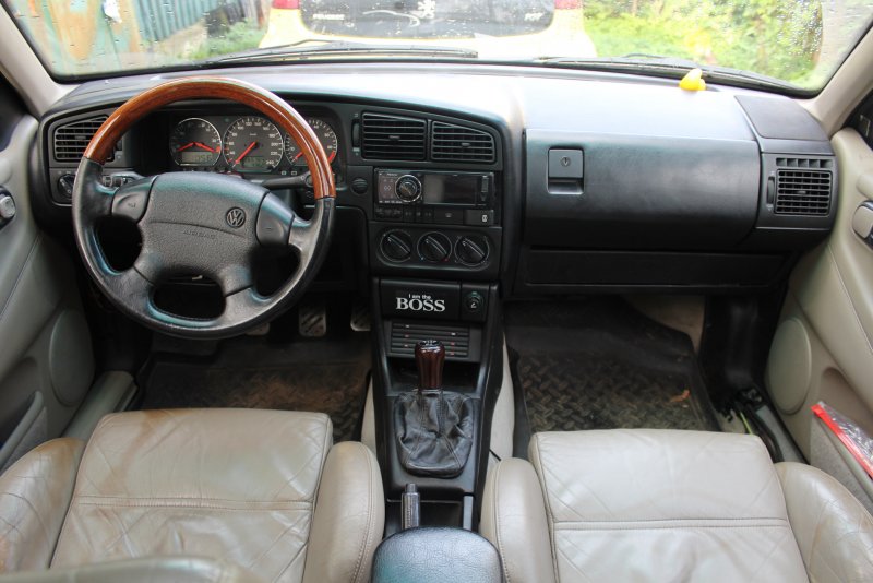 VW Passat b4 салон