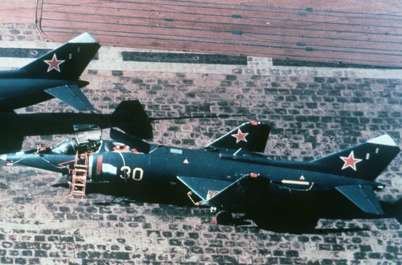 Як-38 с опушка