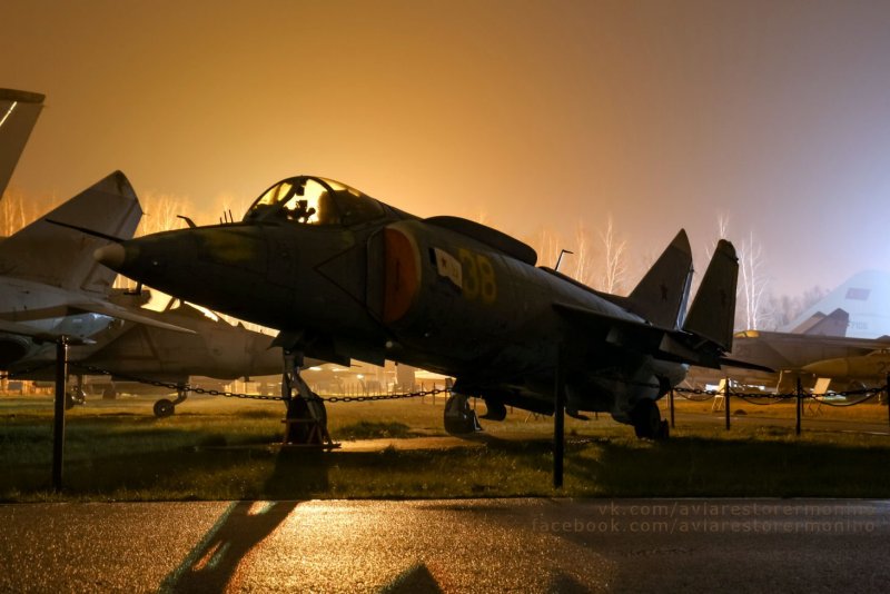 Як-38 с опушка ВМ
