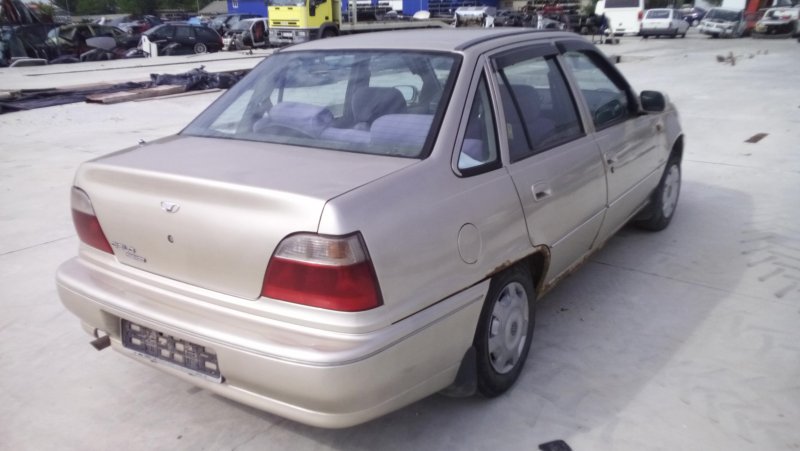 1995 Daewoo cielo Армения