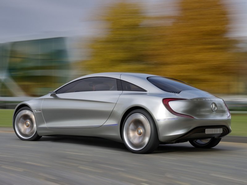 Мерседес f125