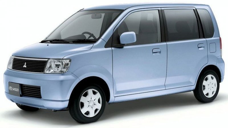 Митсубиси ЕК вагон 2002 h-81