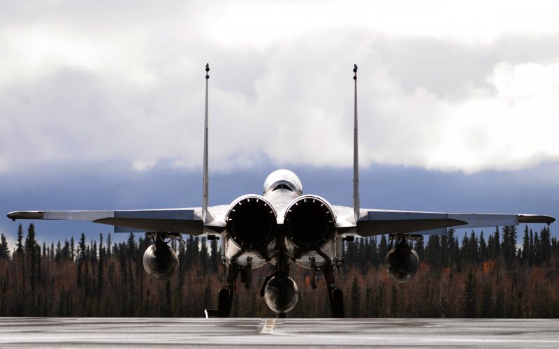 Су-47 истребитель