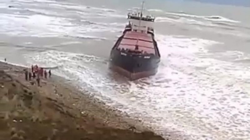 Сухогруз в Тамани