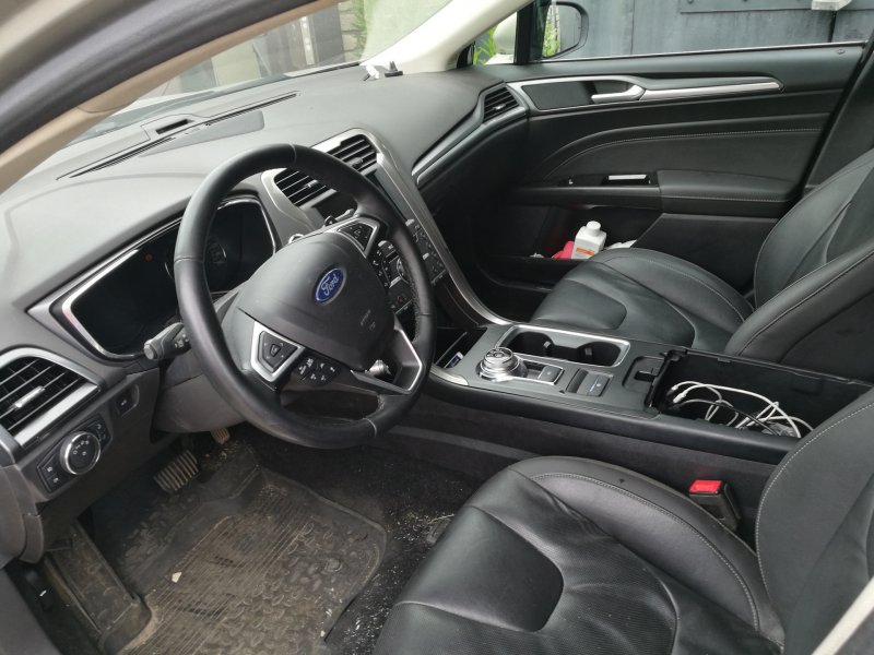 Ford Mondeo 5 белый