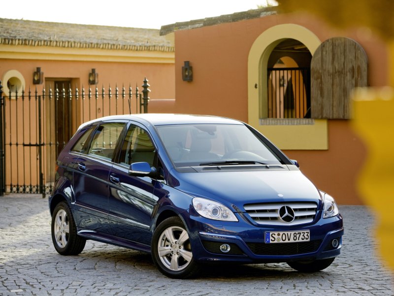 Mercedes-Benz w245