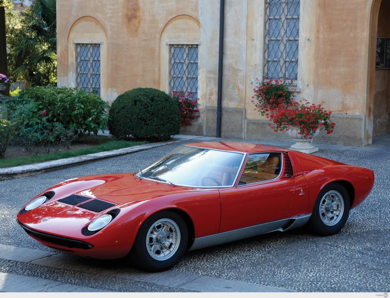 Lamborghini Miura p400