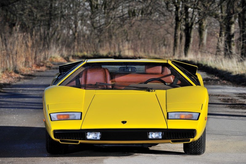 Lamborghini lp400