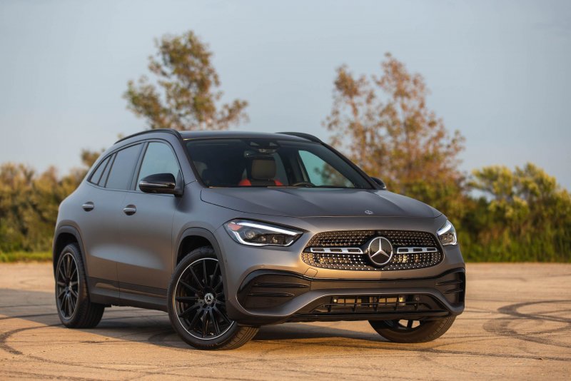 Мерседес GLA 250 2018