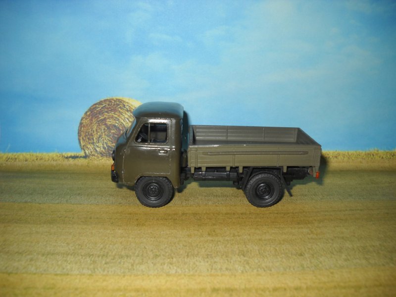 УАЗ 3303 военный