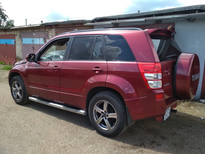 Suzuki Grand Vitara 2 7