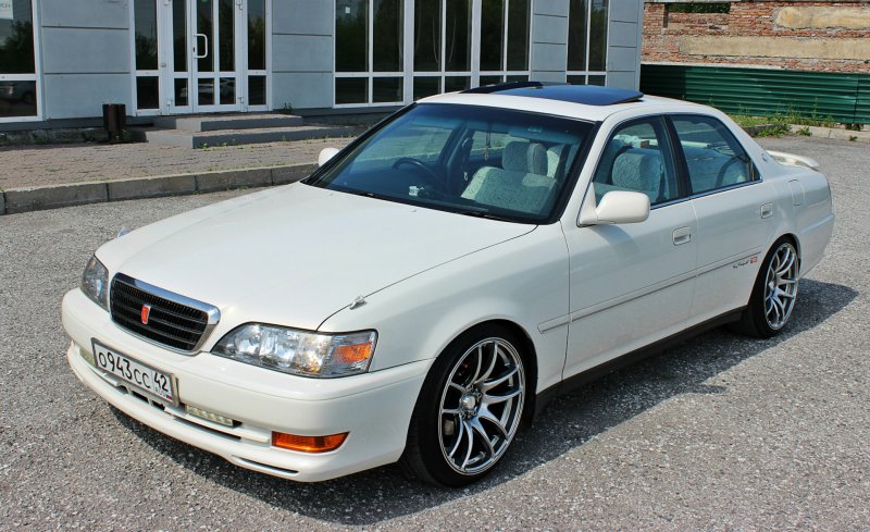 Toyota Cresta 100
