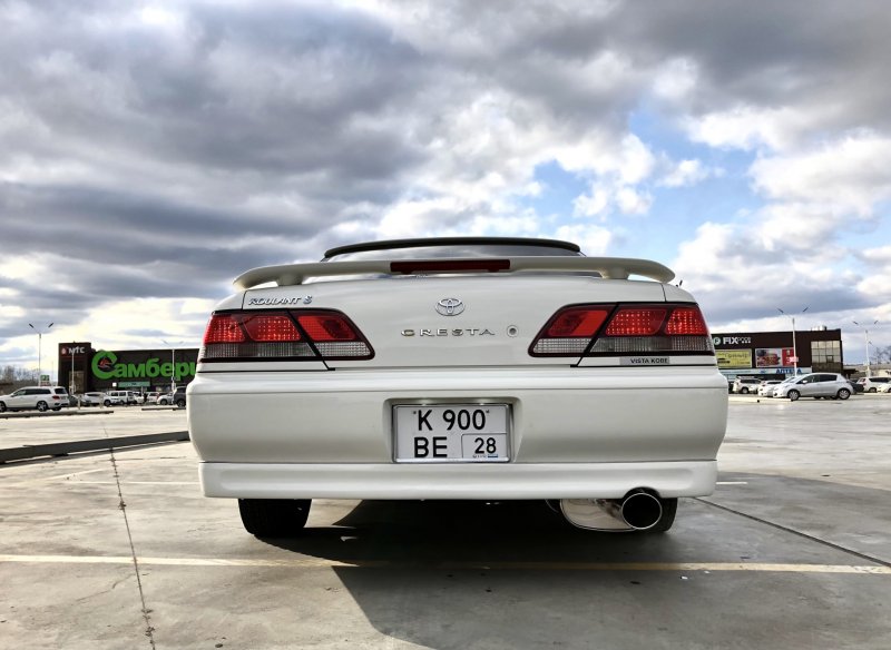 Toyota Cresta 100